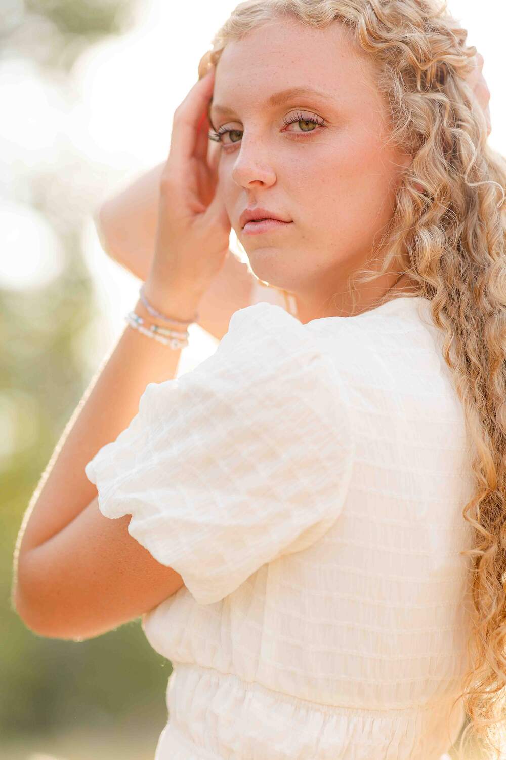 senior-photographer-tricities-kimwiberg-high-school-confident