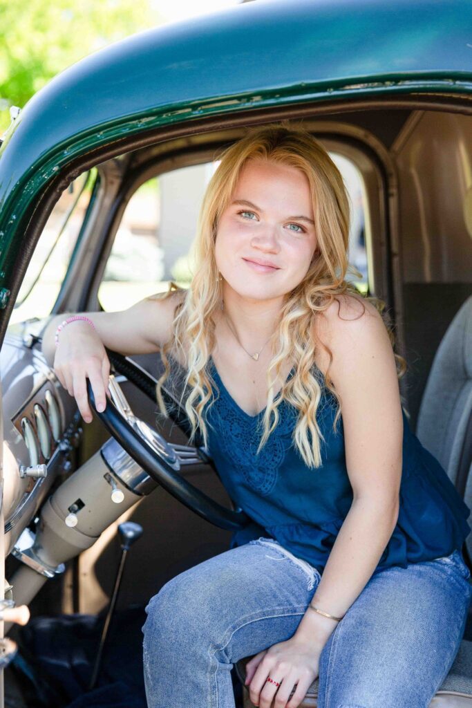 kimwiberg tricities photographer senior portait
