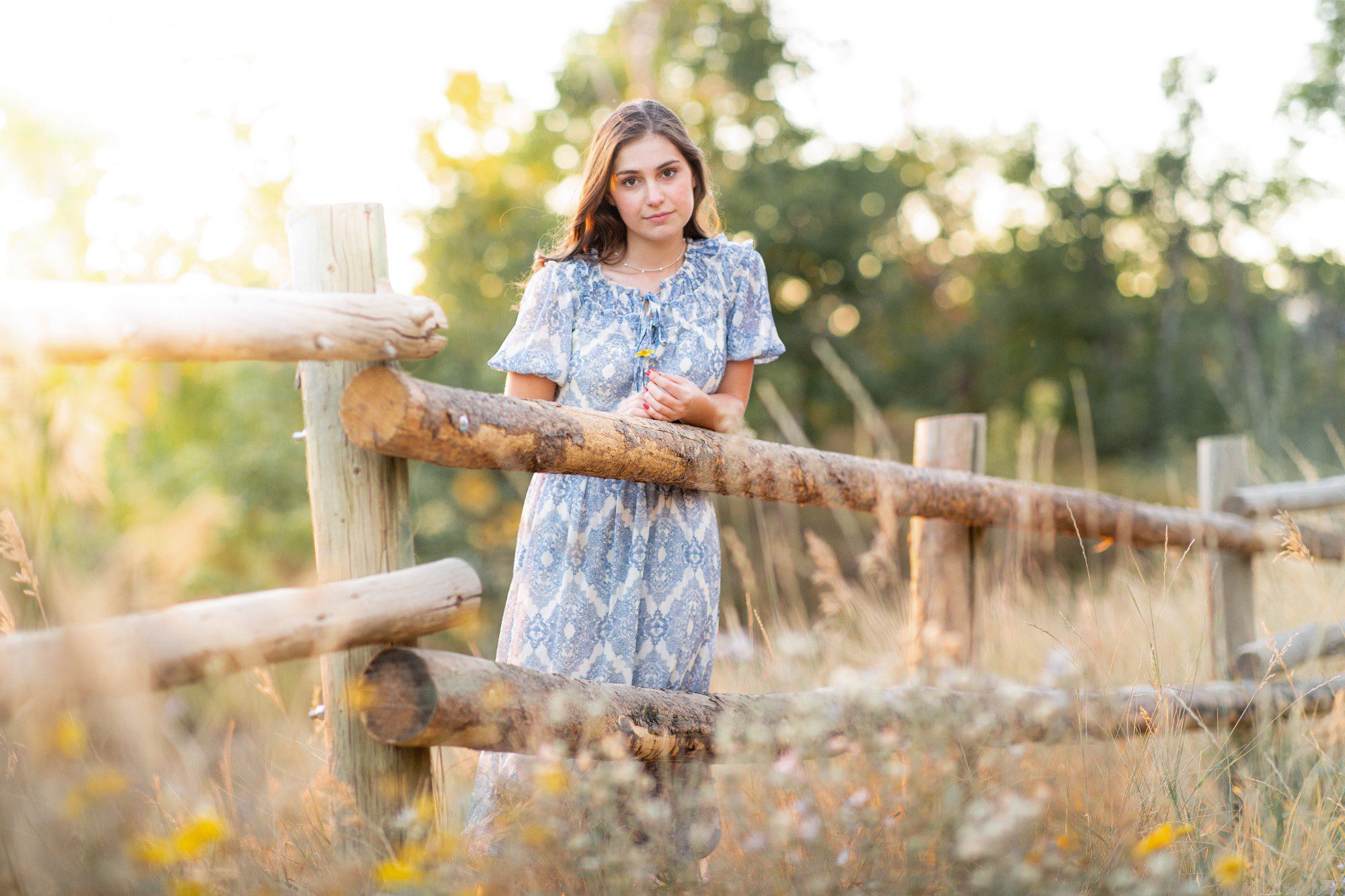 senior-photographer-tricities-kimwiberg-high-school-confident